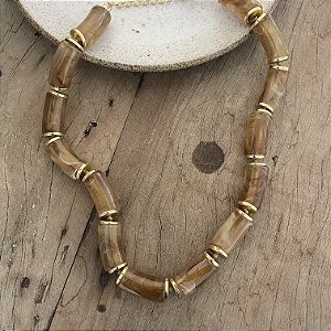 Colar Boho de Resina - Caramelo