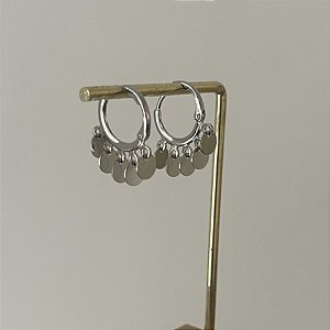 Argola Betina Cinco Confetes Mini - Ródio