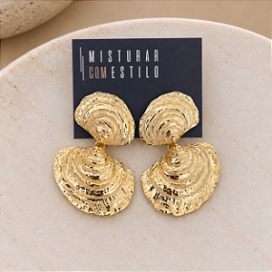 Brinco Concha Dupla - Dourado