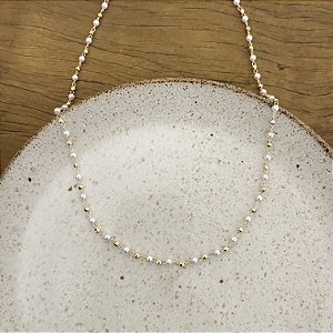 Colar Pérolas e Esferas - Dourado