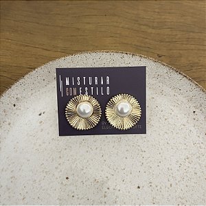 Brinco Canelado com Pérola