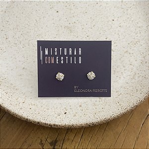 Brinco Orla Pavê de Zircônias - P