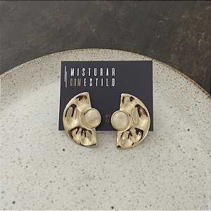 Brinco Orla Meia Chapa Martelada - Marfim