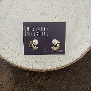 Brinco Orla Pérola com Meia Lua Canelada