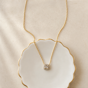 Colar Mini Quadrado Zircônias - Dourado
