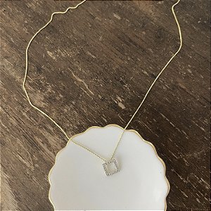 Colar Quadrado de Zircônias - Dourado