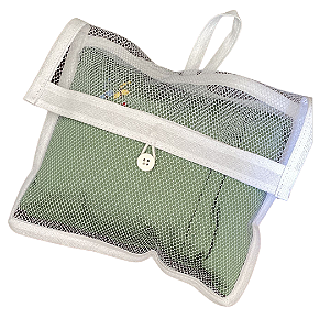 Kit de fronhas e travesseiro bordados em Renascença