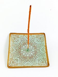 Incensário Pingentes Branco e Dourado