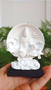 Estatueta Kuan Yin Branca