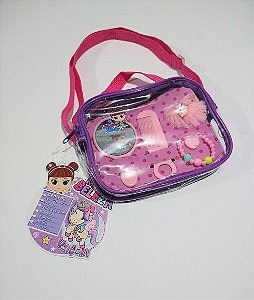 Bolsa Infantil Em Pvc Transparente Com Alça Tiracolo Cor Sortida Clio Kit Beleza ( 1 Pente + 1 Pulseira + 1 Xuxinha + 1 Presilha para Cabelo + 1 Espelho) R.kb3188 Unidade