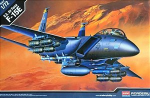 Academy - F-15E Strike Eagle - 1/72