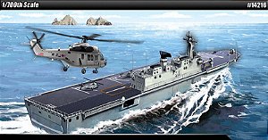 Academy - ROK Navy Dokdo (LPH 6111) - 1/700