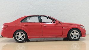 Uni Fortune - Mercedes-Benz E63 AMG - 1/32