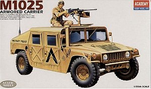 Academy - M1025 Armored Carrier - 1/35