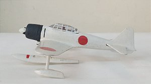 HTC - Nakajima A6M2 "Floatplane" (Kit Montado/Sucata) - 1/72