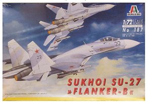 Italeri - Sukhoi Su-27 "Flanker-B" - 1/72 (sem caixa)