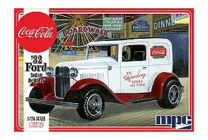 MPC - '32 Ford Sedan Delivery - 1/25