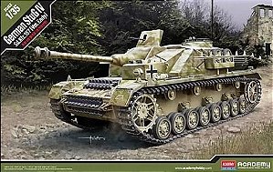 Academy - German StuG IV Sd.Kfz.167 "Ver.Early" - 1/35