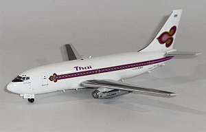 Aero Classics - Boeing 737-200 "Thai" - 1/400