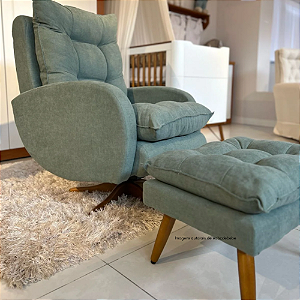 Poltrona De Amamentação Clarisse - Com Balanço e Giro - Com Puff Clarisse - TB194 - Linho Verde