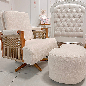 Poltrona De Amamentação Vivre - Com Balanço e Pés Giro - Tecido Bouclê Speciali Bege BO001 - prontaentrega