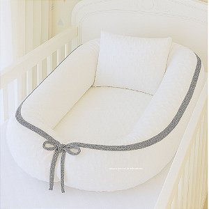 Ninho Redutor Bolha + Travesseiro - Pelúcia Off White / Cordão Tricot Cinza New Grey