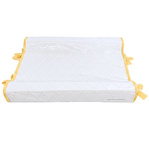 Trocador Anatômico - Tricot Branco / Trama Losango - Com Bordinhas E Laço Em Amarelo Plus