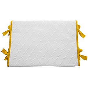 Trocador Reto - Tricot Branco / Trama Losango - Com Bordinhas E Laço Em Amarelo Girassol