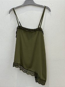 Blusa Verde com Renda Assimétrica