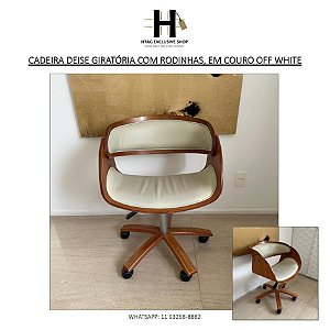 CADEIRA DE ESCRITÓRIO DEISE GIRATÓRIA COM RODINHAS, BASE MADEIRA ESTOFADA EM COURO OFF WHITE
