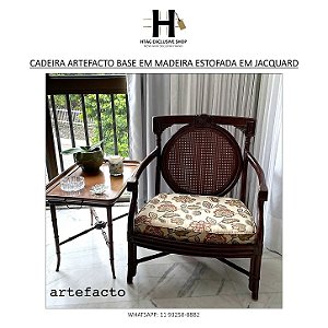 CADEIRA ARTEFACTO BASE EM MADEIRA ESTOFADA EM JACQUARD