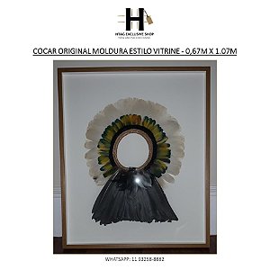 COCAR ORIGINAL EM MOLDURA ESTILO VITRINE FUNDO BRANCO – 0,67M X 1.07M
