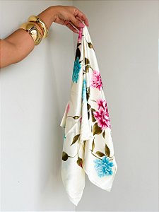 Lenço Floral Nude