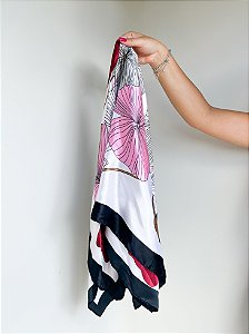 Lenço Floral detalhes preto