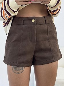 Short suede marrom