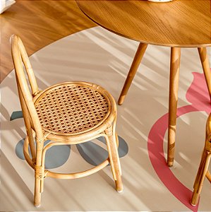 Cadeira de rattan infantil