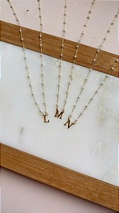 Colar Mini Pérolas Inicial N