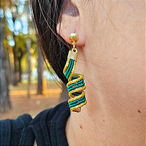 Brinco Capim Dourado e Fio Esmeralda BL25 - Hipoalergênico