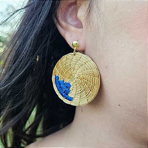 Brinco Capim Dourado Disco 4,5 cm e Fio Azul Safira  BL101 - Hipoalergênico