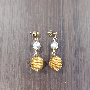 Brinco Capim Dourado C/ Pedra Natural Howlita Branca Cód. B408 - Hipoalergênico