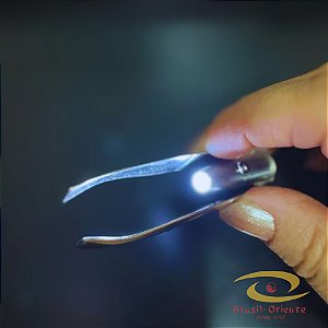 Pinça com Luz de Led Integrada