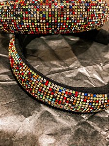 TIARA LARGA PEDRAS