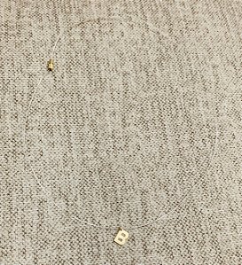 COLAR DE NYLON COM INICIAL B