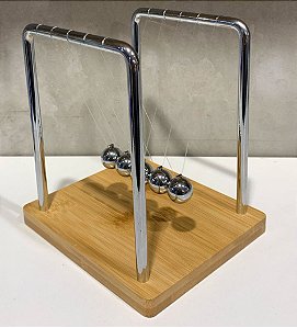 PENDULO DE NEWTON BASE BAMBU 11,2X13,5X13