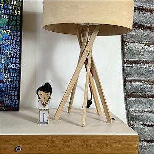 ESCULTURA DE MADEIRA KOKESHI ELVIS PRESLEY