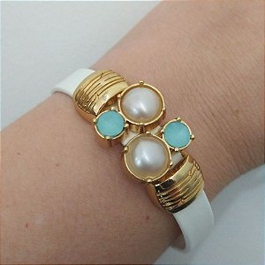 Pulseira Dourada (courino Branco ) Pérola e Strass Azul