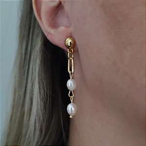 Brincos Dourado com dupla de Pérolas água doce dolheado em ouro Anne