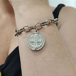 Pulseira correntaria elos redondos G Medalha de São Bento folheado em ródio ( prateado)