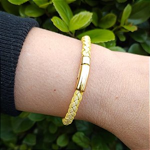 Pulseira courino trançado Fino cor Amarela com detalhe folheado em ouro