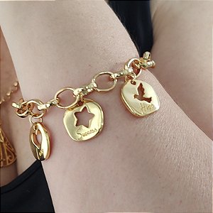 Pulseira correntaria com pingentes de desejos de amor, esperança e sucesso folheado em ouro